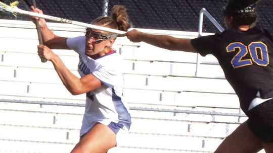 ‘Cats Maul Bruins, 16-7