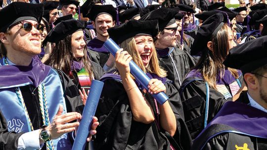 Murchison Offers His Hopes For Graduates