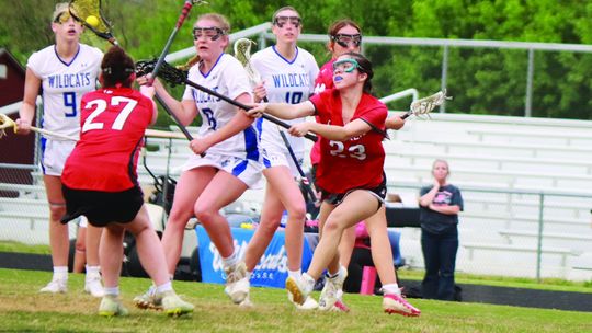 RC Girls Laxers Cruise Past JF