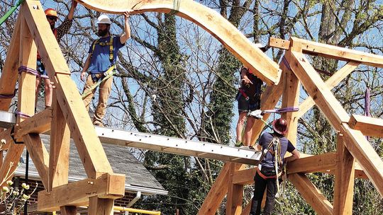 Timber Framers Come Together For Project Horizon