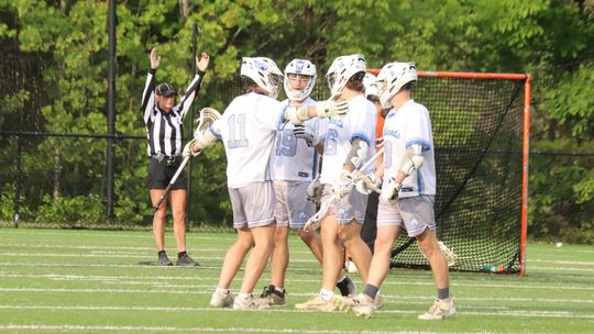 Wildcats Top Terriers, 7-4