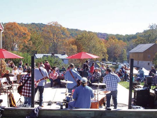 Apple Butter Times At Wade’s Mill