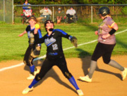 Blues Hold Off Cougars 10-9 In Softball