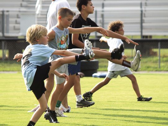 Blues Hold Youth Football And Cheer Camp