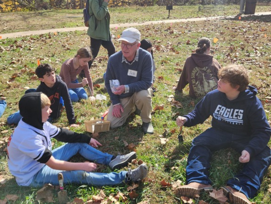 Boxerwood Seeks Volunteers