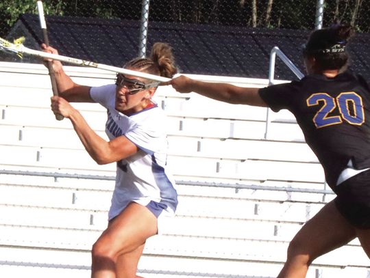 ‘Cats Maul Bruins, 16-7