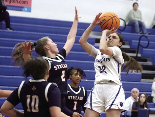 Clark’s Seven 3-Pointers Pace Wildcats