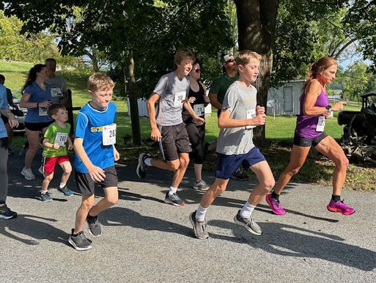 Cosgriff, Trayer Win Run Of The Mill 5K