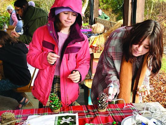 Create ‘Gifts Of Nature’ At Boxerwood