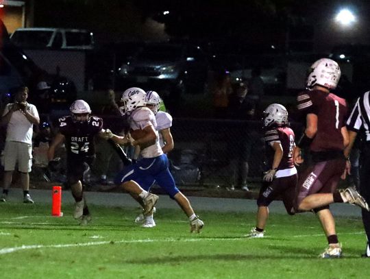 Draft Breezes Past Wildcats, 52-14