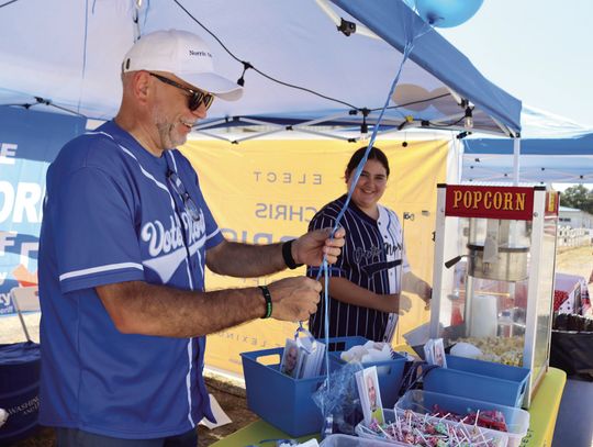 Free Balloons And Popcorn