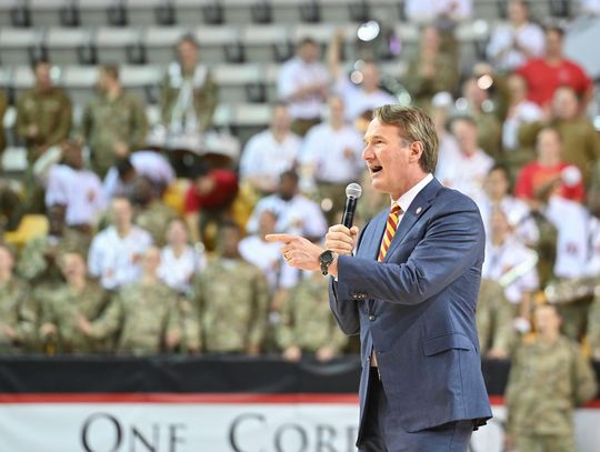 Governor Gives Christmas Gift To Cadets