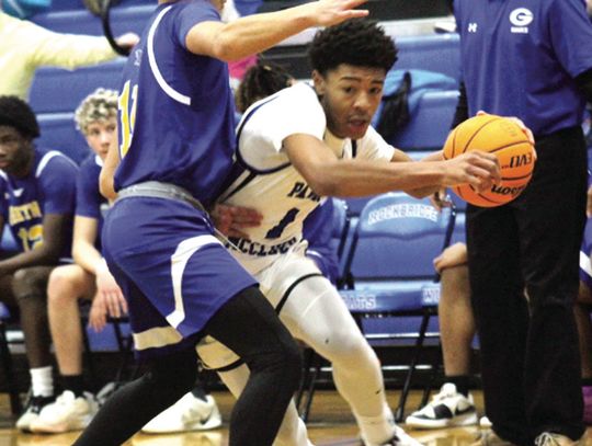 Gretna Edges PM Boys