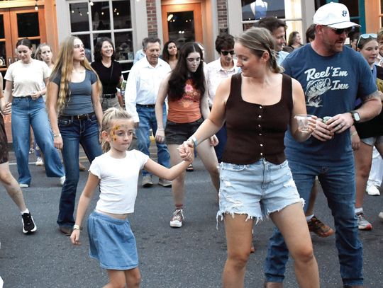 Lexington Goes Country