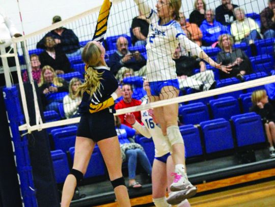 PM Netters Go 1-2 In Tourney