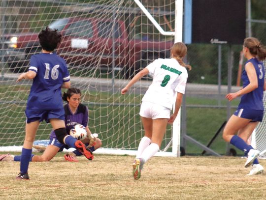 RC Girls Fall 5-1 In Opener