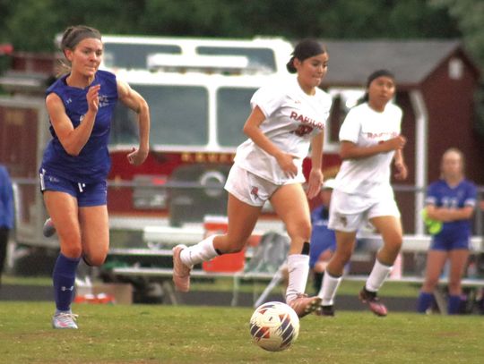 RC Girls Go 2-1 In Soccer