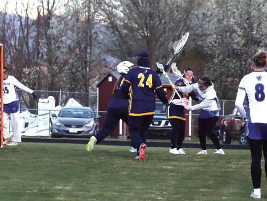 RC Girls Laxers Start 2-0