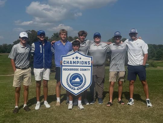 RC Golfers Win District Title