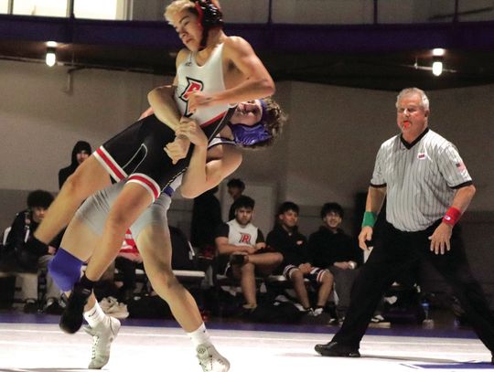 RC Wrestlers Go 3-0 In Duals