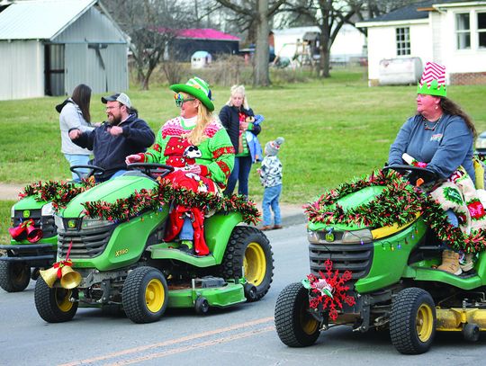 Santa, Elves And More In Goshen