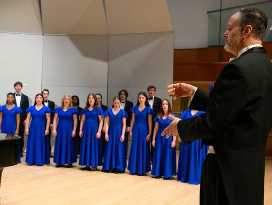 University Singers Return From Tour