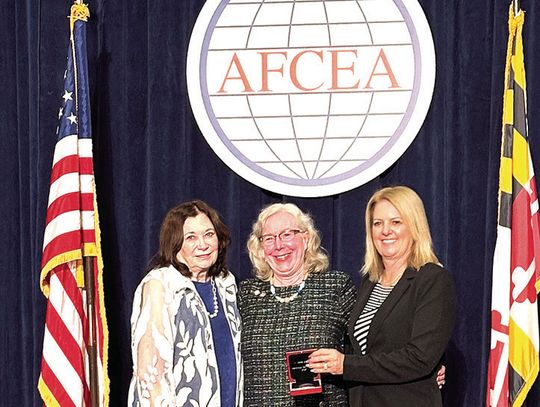 VMI’s Smith Receives Award FromAFCEA