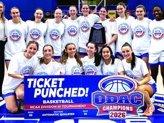 W&L Undefeated Women Roll On