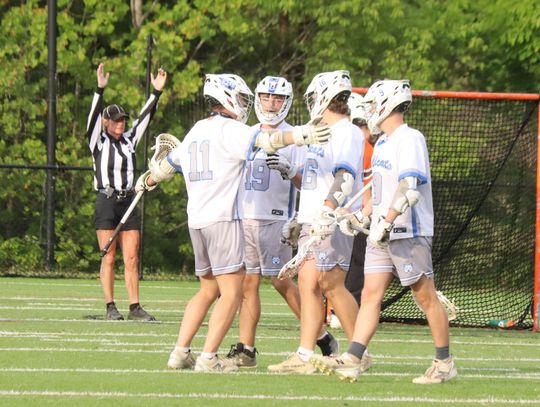 Wildcats Top Terriers, 7-4