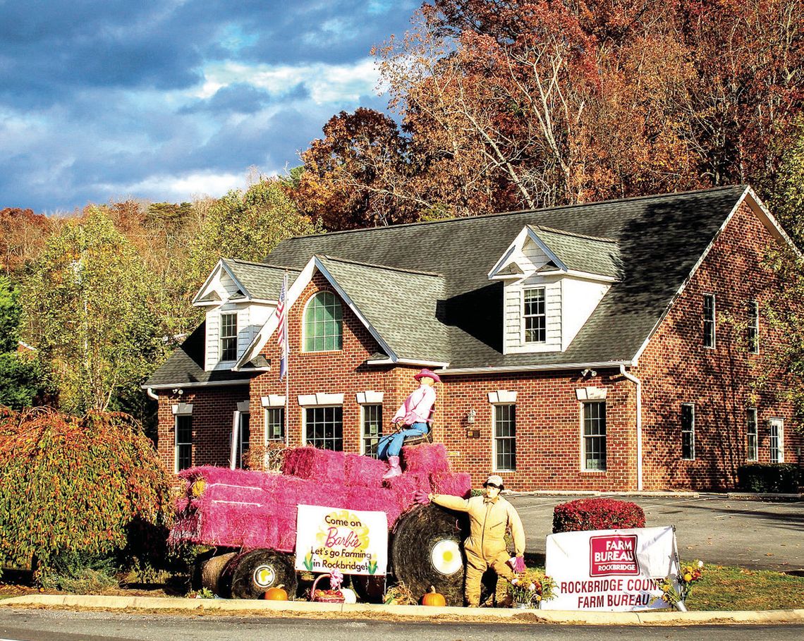 Barbie Hay Bale Display Nets State Award