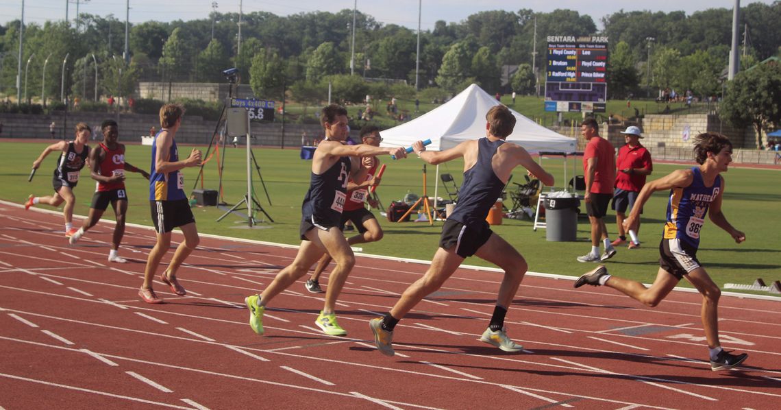 Chandler Wins 1600, 3200 Chandler Wins 1600, 3200