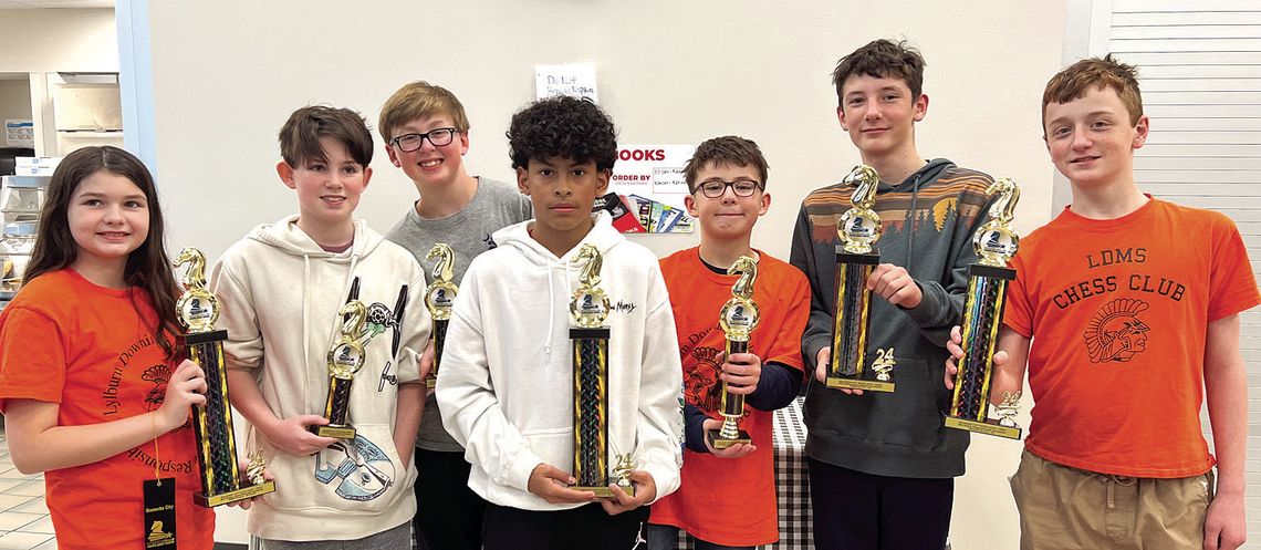 Chess Teams Take First In Tourney