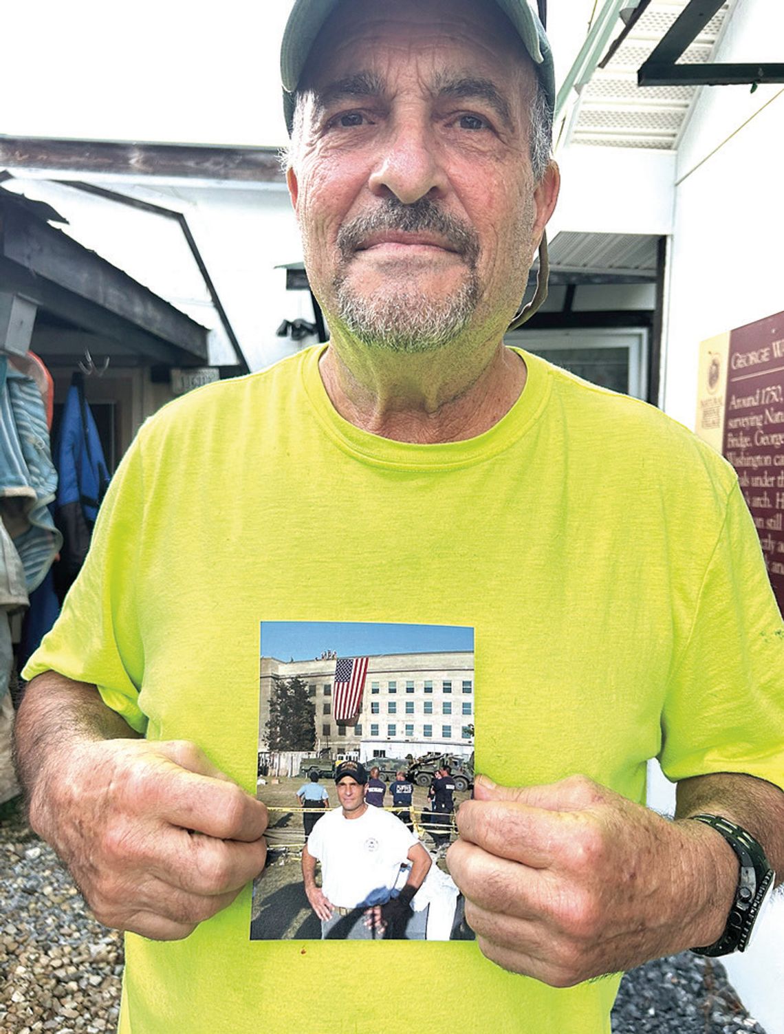 Former FBI Agent Helped Recover Pentagon Victims