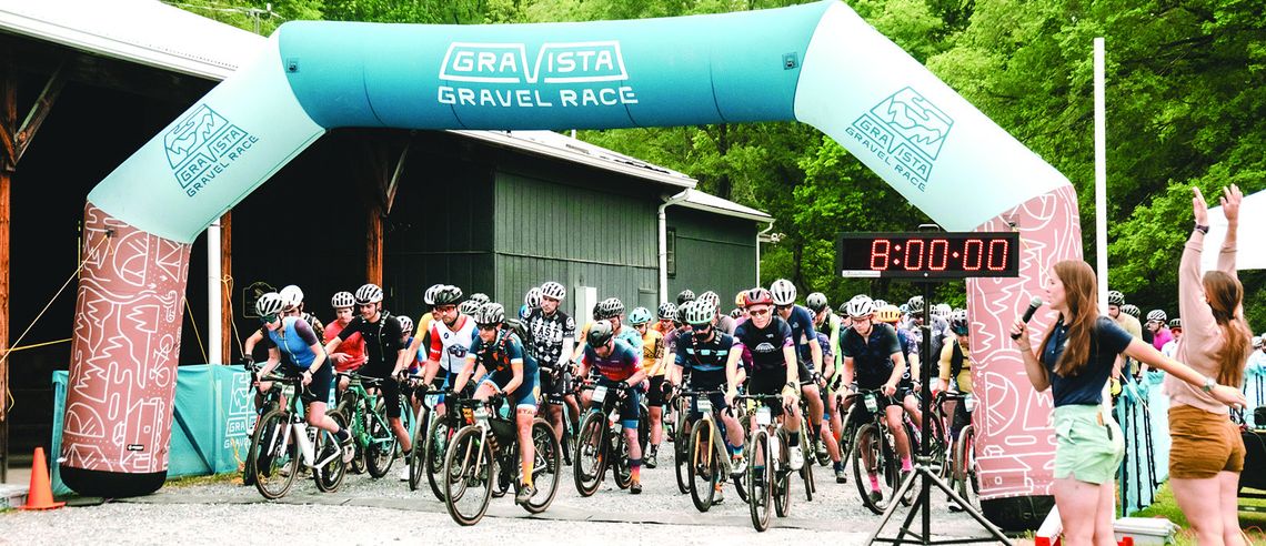 Gravista Races Welcome 200 Bicyclists