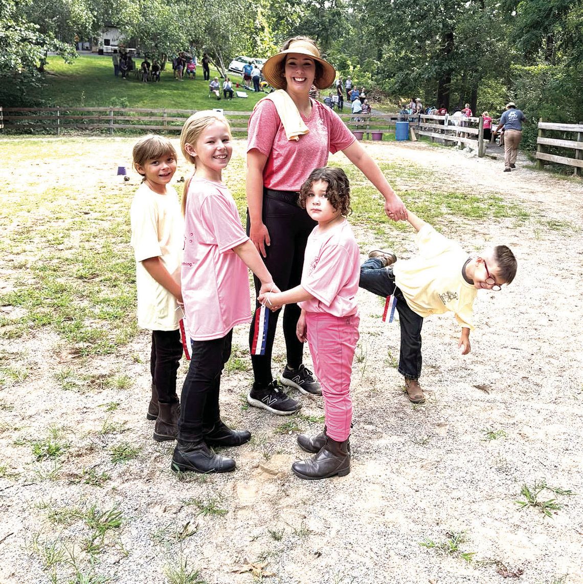 Hoofbeats Seeks Volunteers For Fall