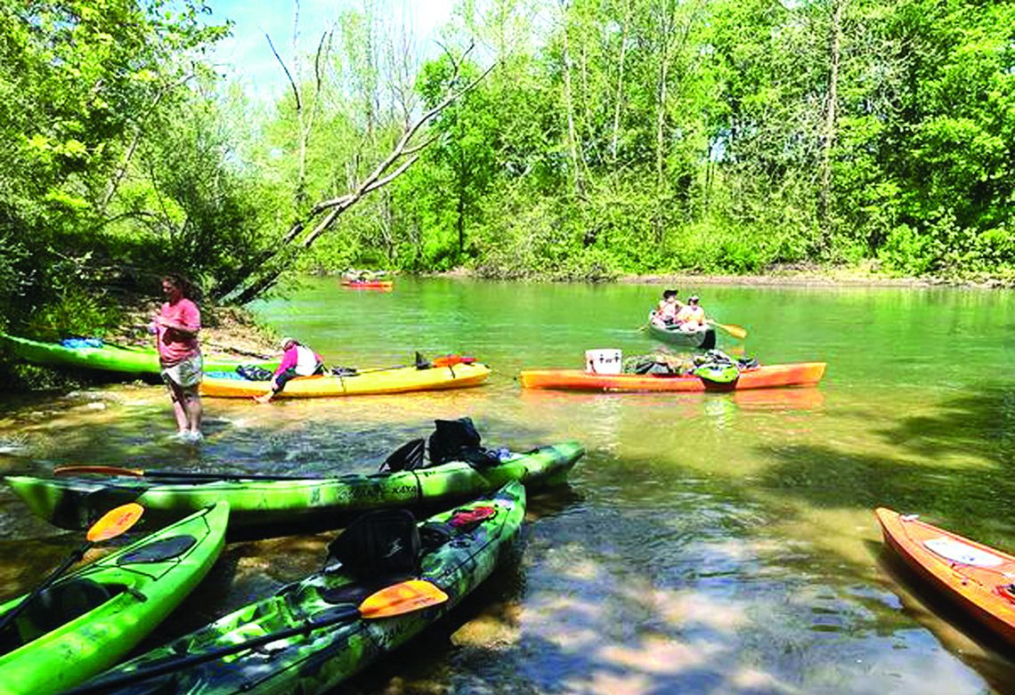 Kayakers Help Clean Up Maury