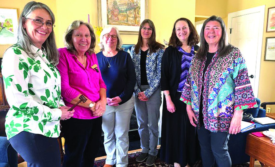 P.E.O. Leaders P.E.O. Leaders