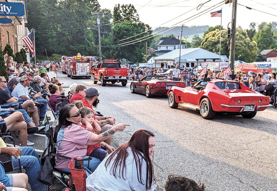 Parade Night In Raphine