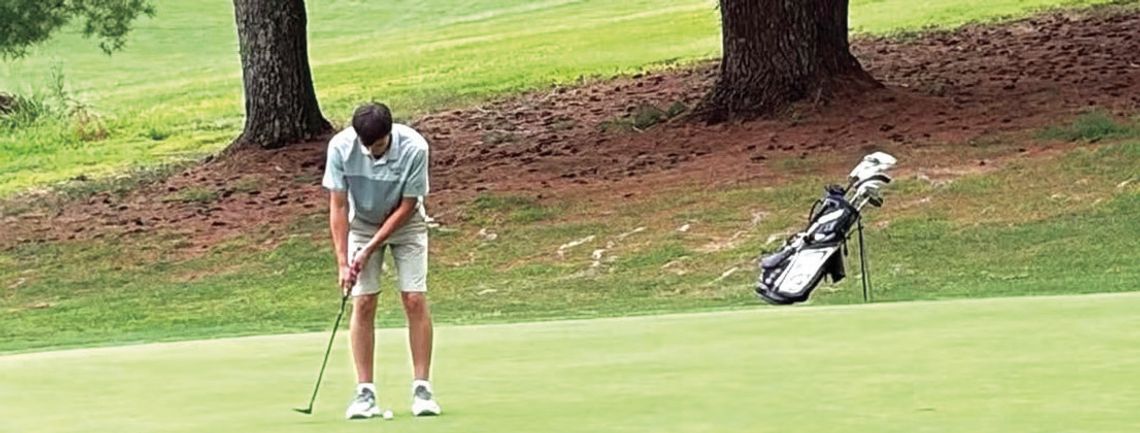 RC Golfers Open Season