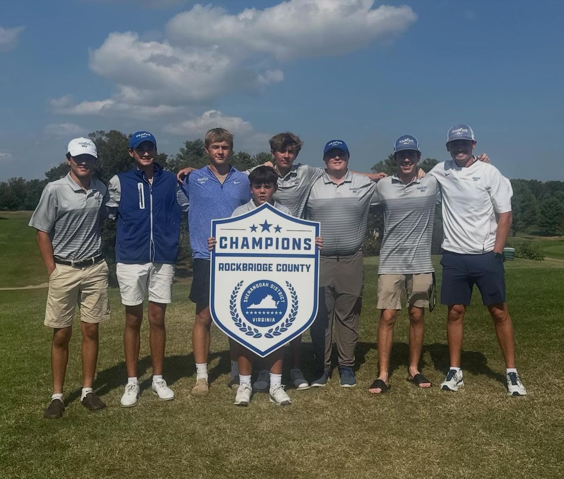 RC Golfers Win District Title