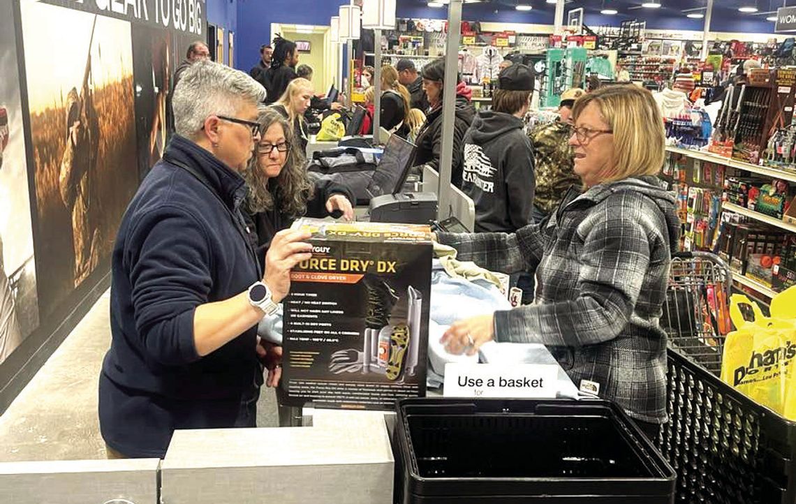 Shopping Season Starts Shopping Season Starts