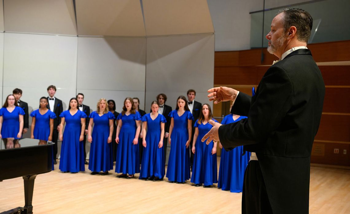 University Singers Return From Tour University Singers Return From Tour
