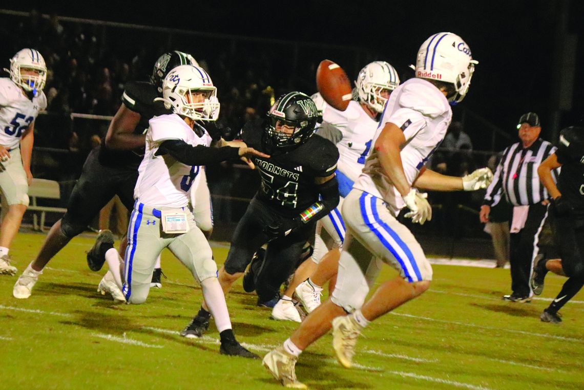 WM Dominates Rockbridge, 52-0 WM Dominates Rockbridge, 52-0