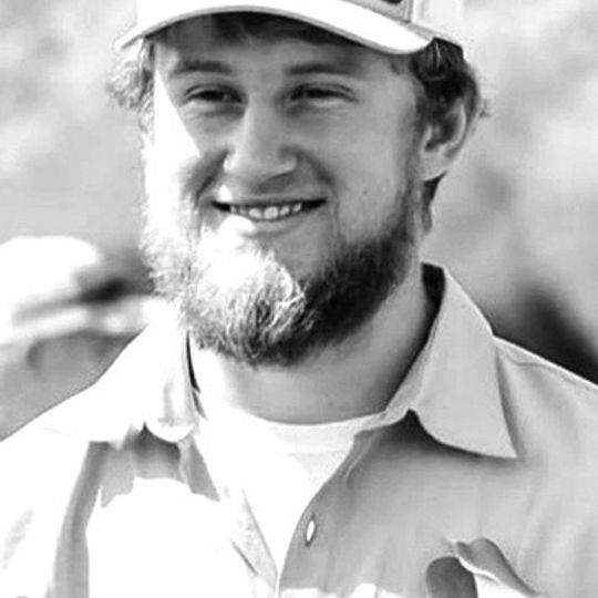 DEVIN RILEY DEVIN RILEY